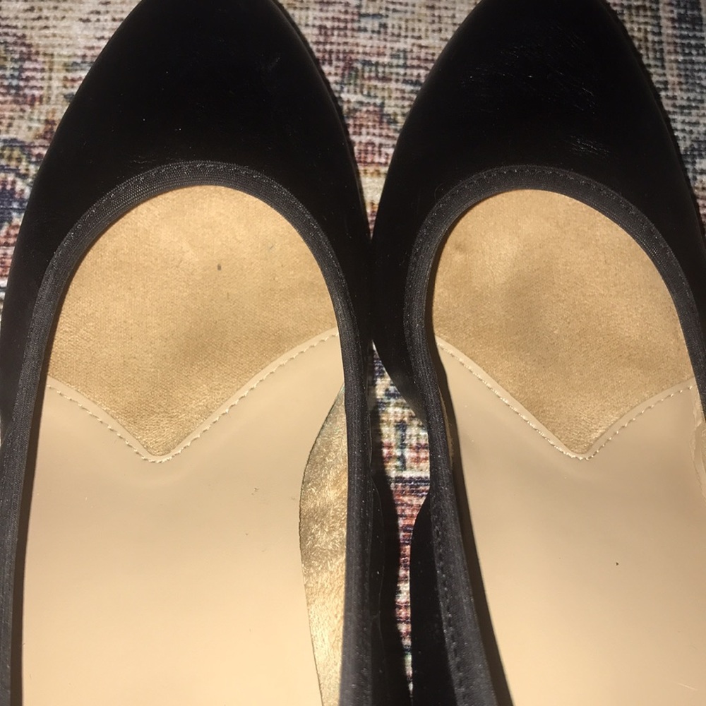 Naturalizer Pumps - Picture 3 of 9